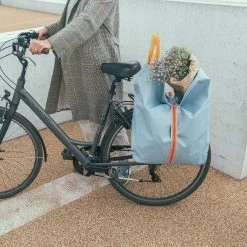 Sac De Courses Avec Son Sac Isotherme Sur Porte-bagages Houston Go Fluo