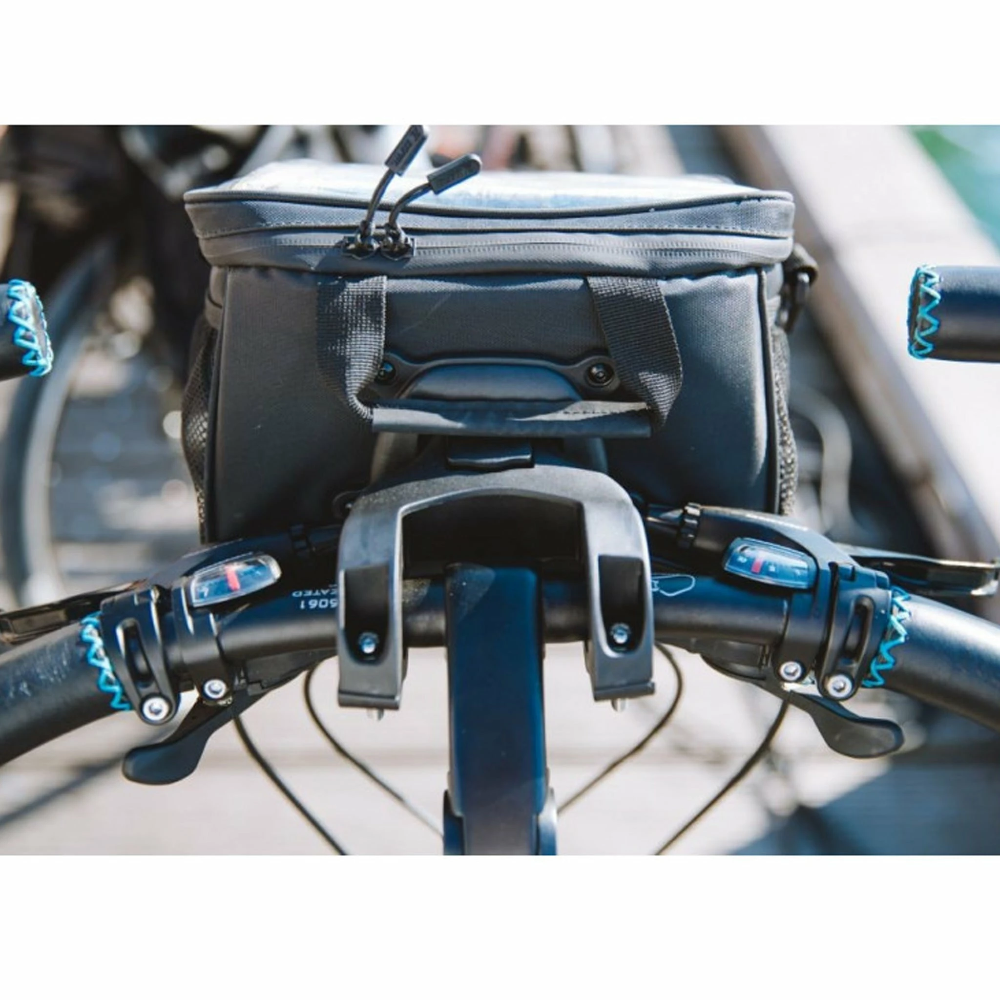 ZEFAL Sacoche Guidon Zéfal Avec Porte-carte 7L – Image 5